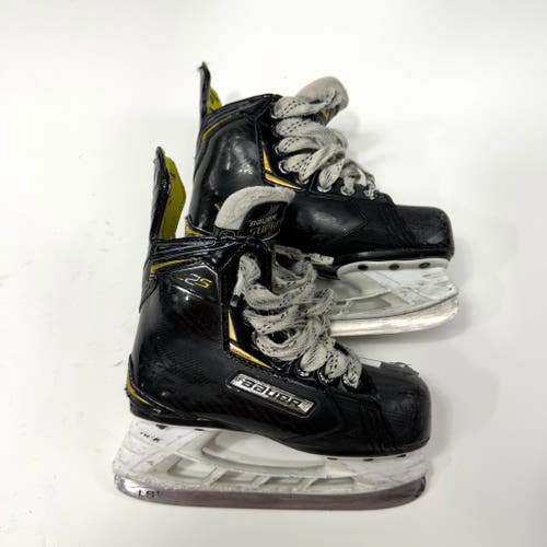 Used Bauer Supreme 2S Skates | Yth 12.5 D | AB380