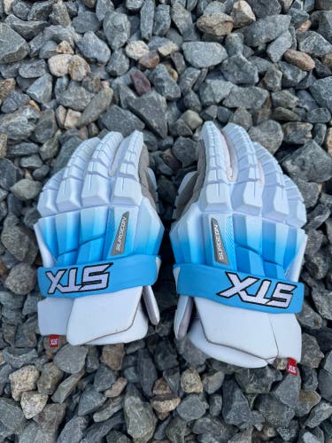STX Surgeon RZR2 Lacrosse Gloves (Used)