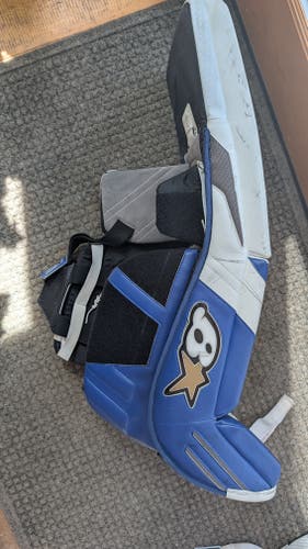 33" 2022 Brian's G-Netik X5 Goalie Leg Pads (Used)