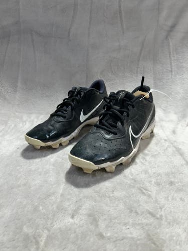 Black Men's Size M 7.5 (W 8.5) Adult Nike Air Diamond Low Top Footwear Molded Cleats (Used)