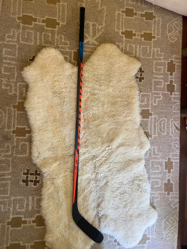 Senior Warrior Covert QRE 50 Left Hand Hockey Stick Mid Pattern 85 Flex (New)