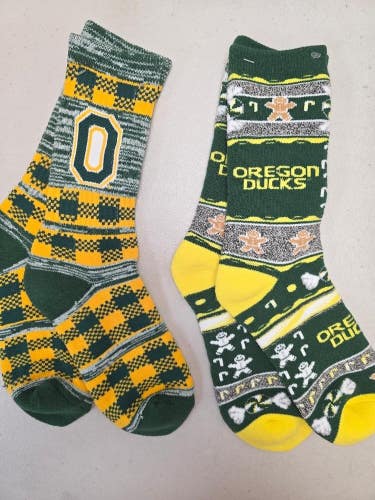 ST2 Mens NCAA OREGON DUCKS Crew Socks Lot of 2 Pair LARGE New