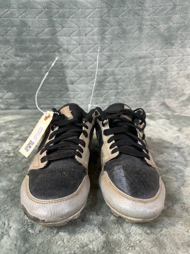 Black Men's Size M 7.0 (W 8.0) Adult Nike Air Jordan Low Top Footwear Molded Cleats (Used)