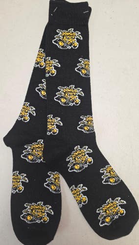 ST2 NCAA WICHITA STATE SHOCKERS Crew Socks OSFM One Size Fits Most FREE SHIPPING