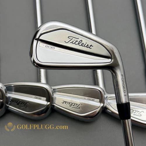 +3/4 Titleist T200 2023 Iron Set 4-PW / Project X LZ Steel, Stiff (193)