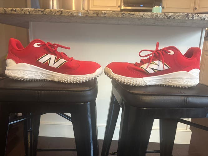 Men's Size M 11.5 (W 12.5) New Balance 3000v7 Low Top Turf Cleats (Barely Used)