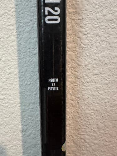 Senior Bauer Vapor Flylite Left Hand Hockey Stick P90TM 77 Flex (Used)