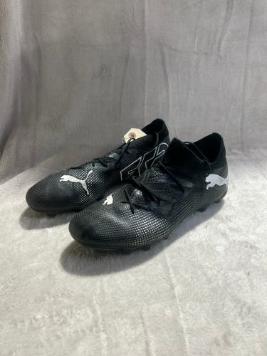 Black Men's Size M 8.0 (W 9.0) Puma Future 7 Ultimate Cleats Molded Cleats (Used)