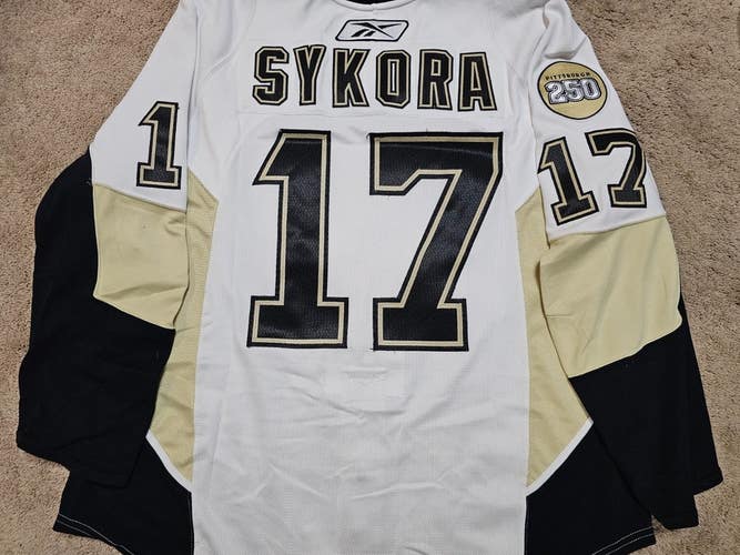PETR SYKORA 07'08 White Pittsburgh Penguins Set 2 Game Issued Hockey Jersey 56