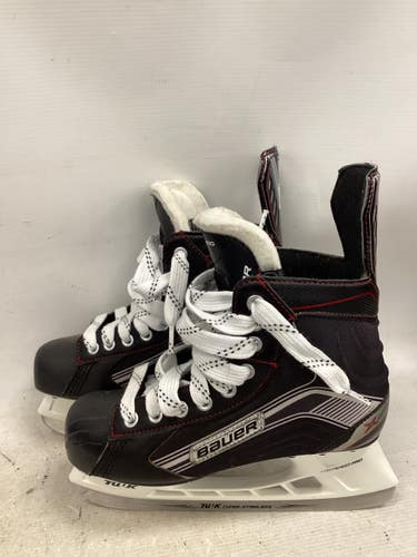 Used Bauer VAPOR X400 Intermediate Hockey Skate Intermediate 5.0 11851-S000052482