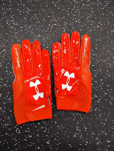 Used Under Armour SPOTLIGHT FB Gloves Red XL 11849-S000044362