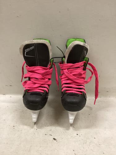 Used Bauer XLS Junior Hockey Skate Junior 01 11725-S000507909