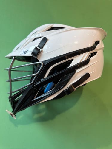 Adult Goalie Cascade XRS Helmet (Used)