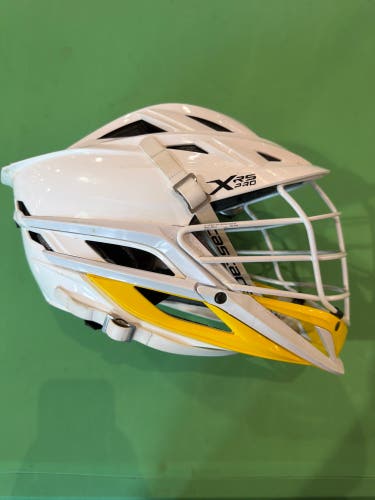White Adult Cascade XRS Pro Helmet (Used)