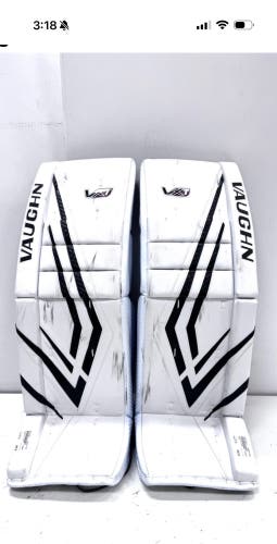 34" Vaughn Velocity vx1 pro Goalie Leg Pads (Used)