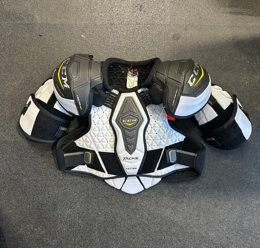 Senior Large CCM Tacks Ultra Shoulder Pads (New)