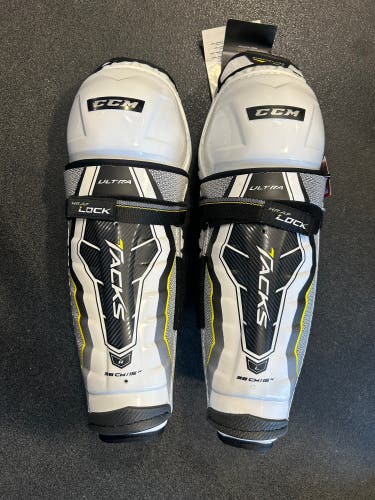 15" Senior CCM Tacks Ultra Shin Pads (New)