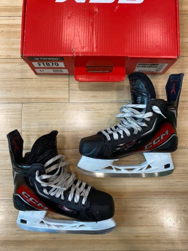 Senior CCM JetSpeed FT870 Hockey Skates 8.5 (Used)