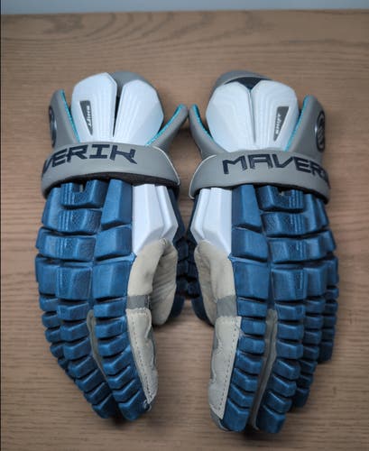 GEORGETOWN D1 Maverik Shift Lacrosse Gloves (Used)