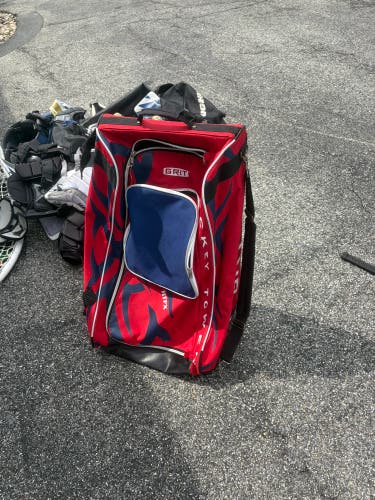 GRIT Tower Bag
