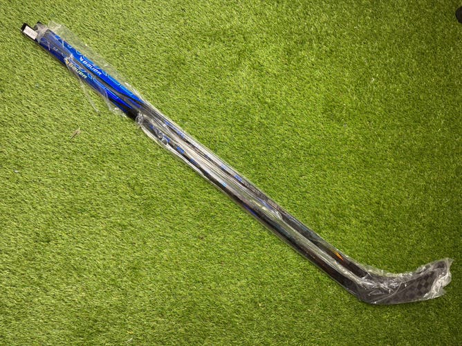 2 Pack-Bauer Nexus Tracer RH Hockey Stick P28 70 Flex Pro Stock (New)-HS-0014