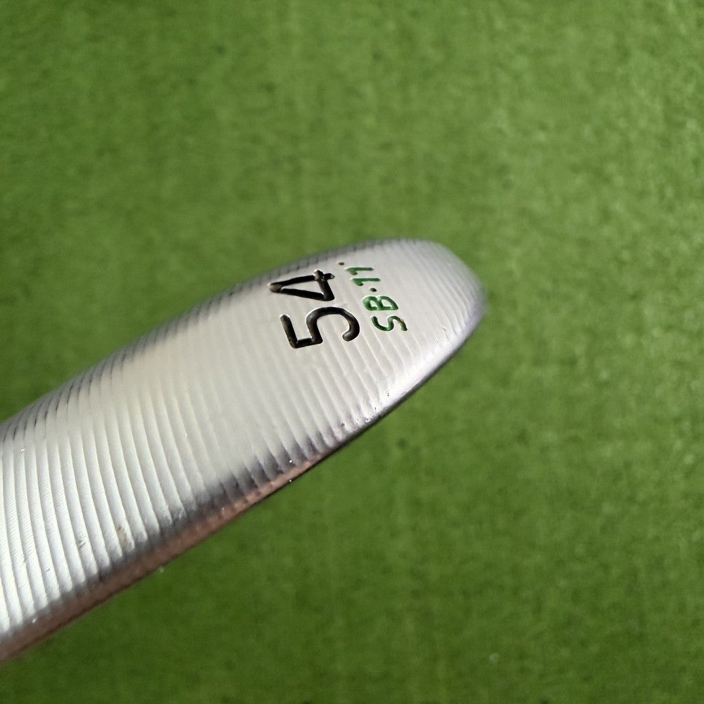 Taylormade MG4 Milled Grind Raw Sand Wedge 54 SB 11 Dynamic Gold