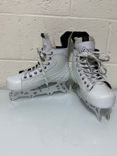 Alkali Cele III Senior Inline Roller Hockey Skates Size 8 D White No Wheels