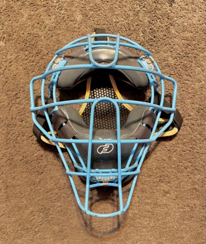 Force 3 Carolina Blue/Light Blue Catcher’s Mask