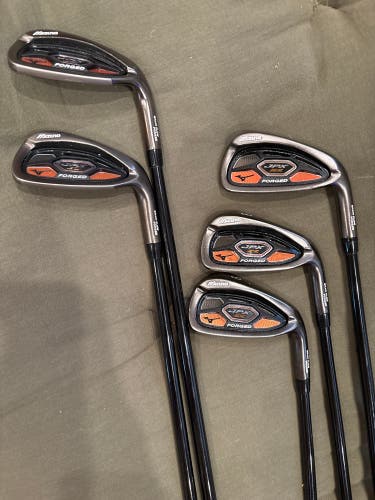 Men's 2013 Mizuno JPX EZ Right Handed Iron Set Senior Flex Graphite Shaft (Used)