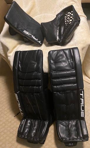 True Catalyst 7X3 Goalie Set 31+2 INT Regular Goalie Full Set (Used)