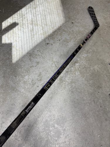 90 Flex P29 Senior CCM RibCor Trigger 9 Pro Left Hand Hockey Stick Pro Stock (New)