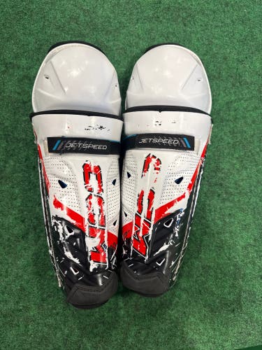 Junior CCM JetSpeed FT6 Pro Shin Pads 12" (Used)