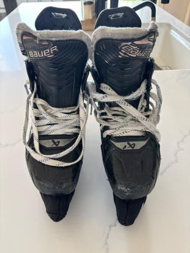 2024 Bauer Supreme Shadow Hockey Skates 6.5 (Used)