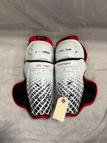 Youth Bauer Vapor Shin Pads 9.5" (Used)