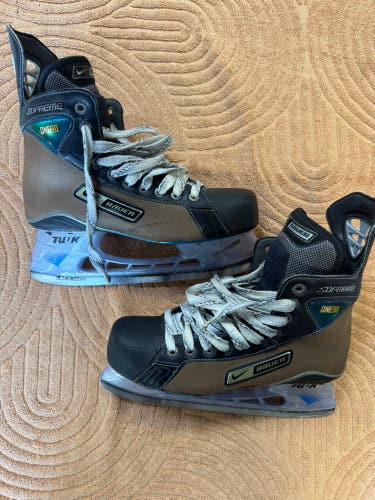 Senior Bauer Supreme One90 Hockey Skates Regular Width 8 (Used)
