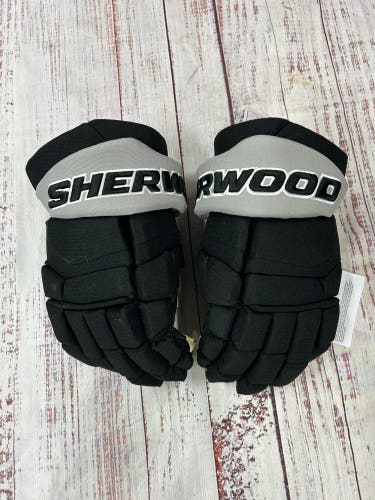 Senior Sher-Wood Rekker Morph Pro Gloves 14" LA Kings Pro Stock (New)