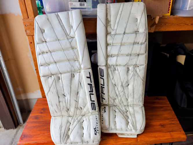 TRUE Catalyst 7X3 Senior Goalie Leg Pads 32+2 White Lefevre