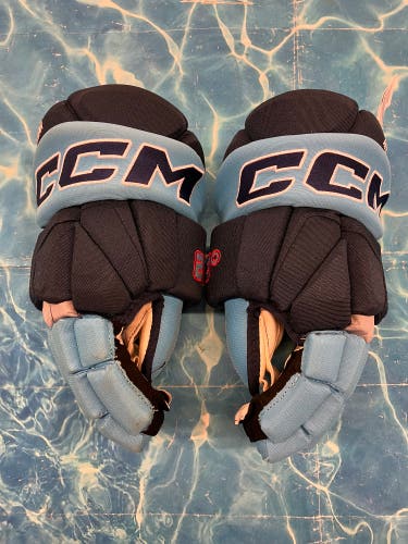 Senior CCM 95C Gloves 14" | Jersey Hitmen (Used)
