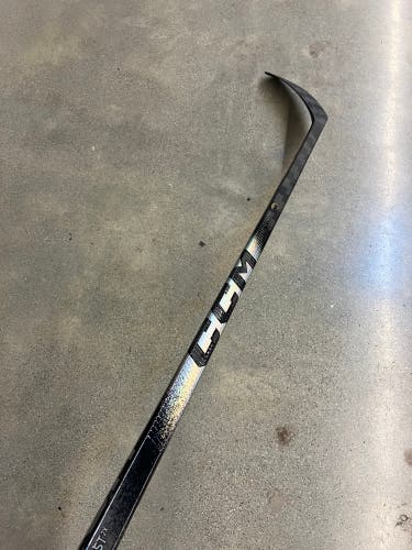Senior CCM Ribcor Trigger 10 Pro Hockey Stick Right Handed P29+1/4 65 Flex (New)