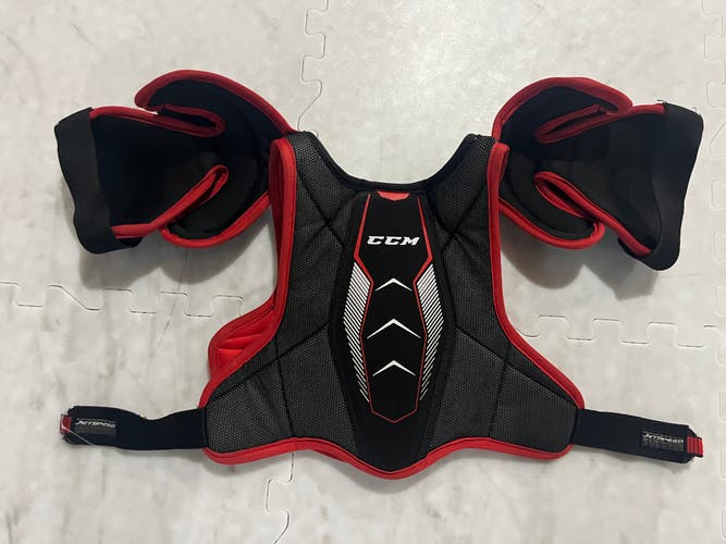 CCM FT350 Ice Hockey Shoulder Pads, Size Junior medium