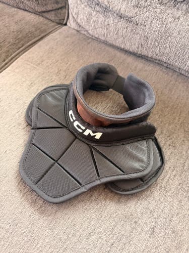 CCM Junior Goalie Neck Guard