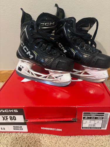 CCM Tacks XF 80 Hockey Skates Regular Width Size 2.5 (Used)