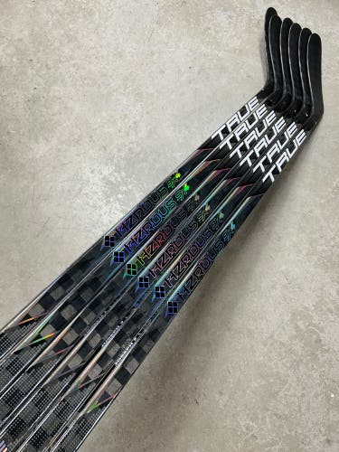 6 PACK 80 Flex Custom P28 True Hzrdus 9x4 Senior Left Hand Hockey Stick Pro Stock (New)
