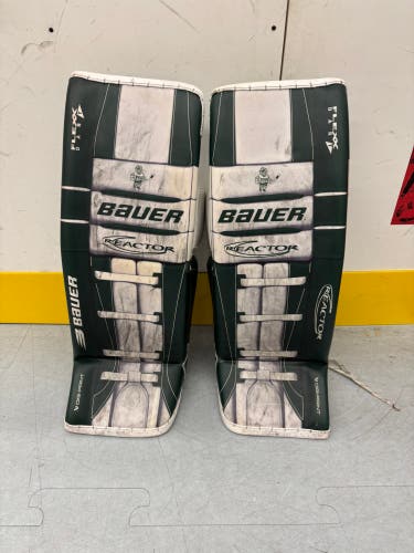 Green 34"+1" Senior Bauer Vapor Hyperlite 2 DigiPrint Goalie Leg Pads | Bemidji State Pro Stock