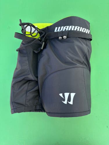 Black Youth Medium Warrior Alpha Hockey Pants