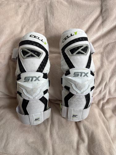 Medium Adult STX Cell V Arm Pads (Used)