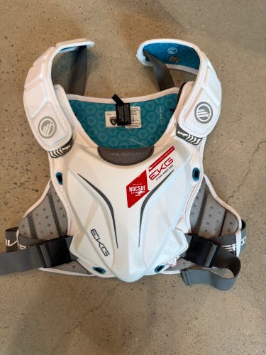 Large Adult Maverik Shift Shoulder Pads (Used)