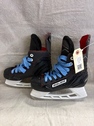 Junior Bauer Nexus N5000 Hockey Skates Regular Width Size 1 (Used)