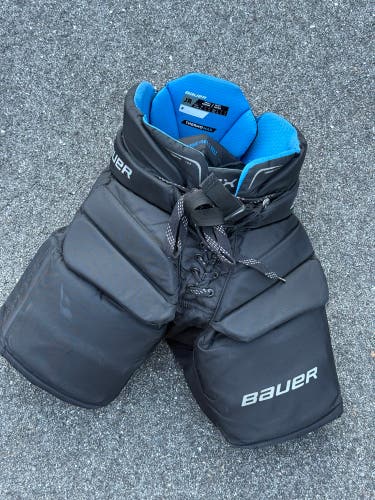 Junior Small / Medium Bauer GSX Hockey Goalie Pants (Used)