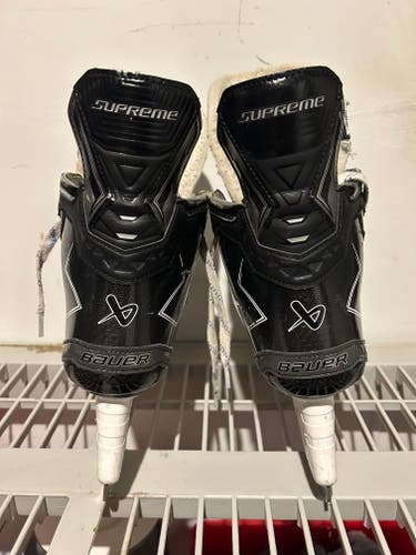 Black 2025 Bauer Ignite Pro+ Hockey Skates Regular Width Size 6.5 (Used)